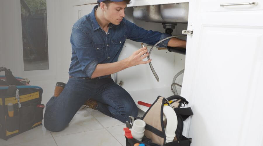 Professional sink repair in Atlanta, IL
